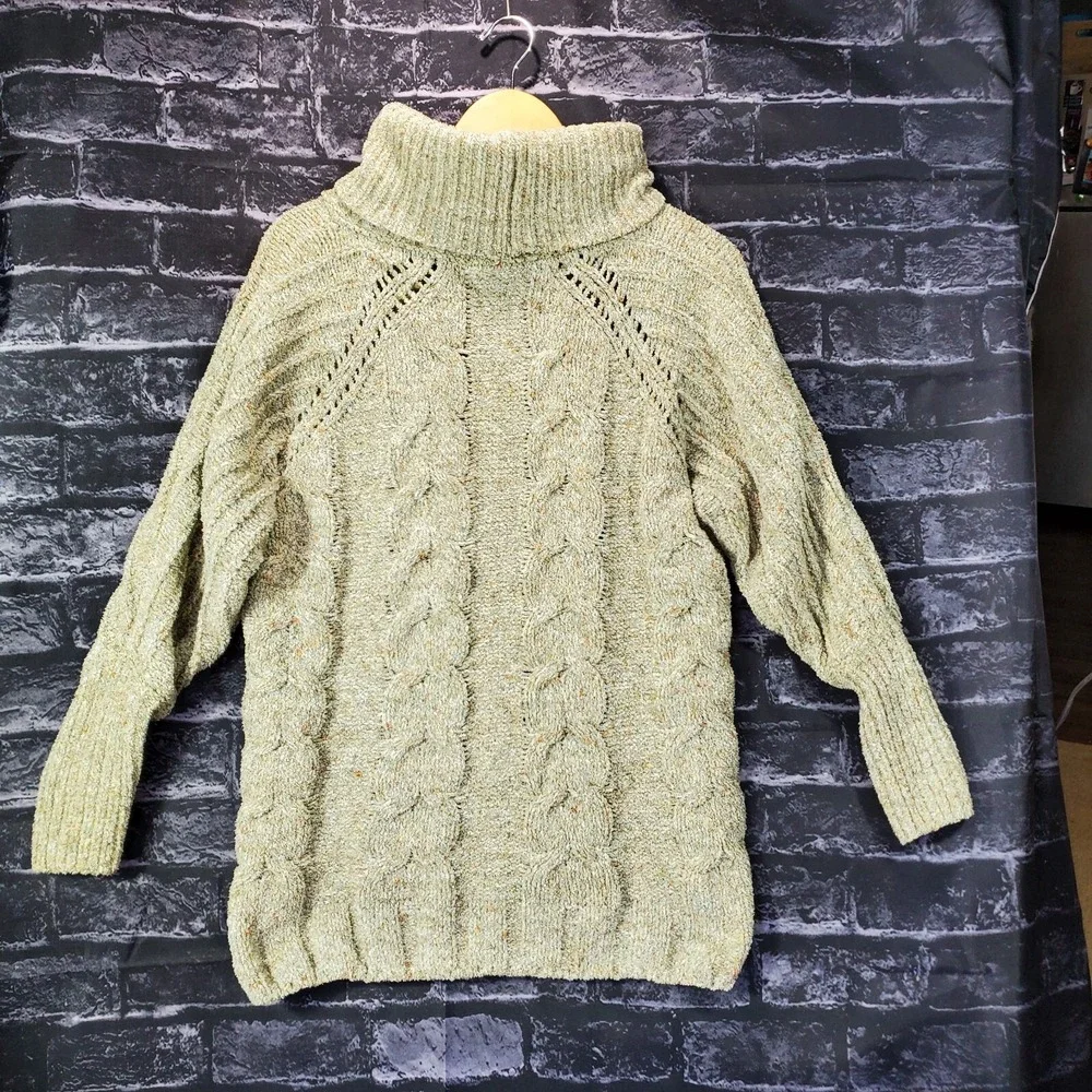 Moon & Madison Turtleneck Sweater Womens Small Green‎ Cable Knit Long Sleeve